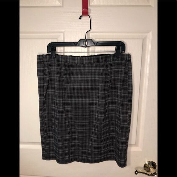 Duo Maternity skirt - Picture 2 of 4